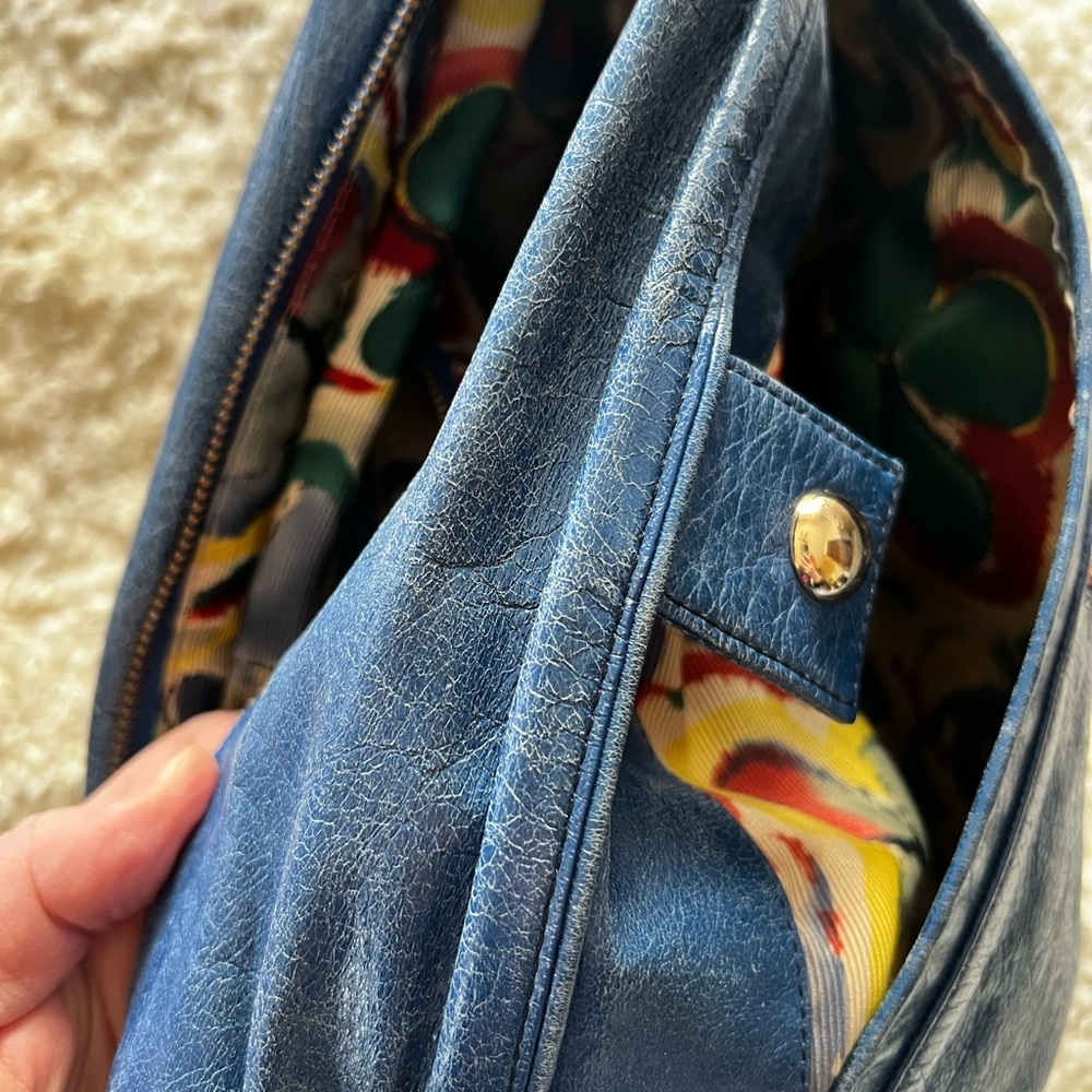 Tre Vero Vintage Shoulder Bag, Blue With Floral I… - image 7